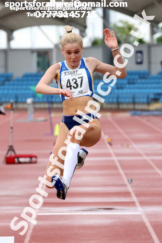 Womens under-20s long jump, Northern Senior and Under-20s Champs., SportsCity, Manchester. Photo: David T. Hewitson/Sports for All Pics